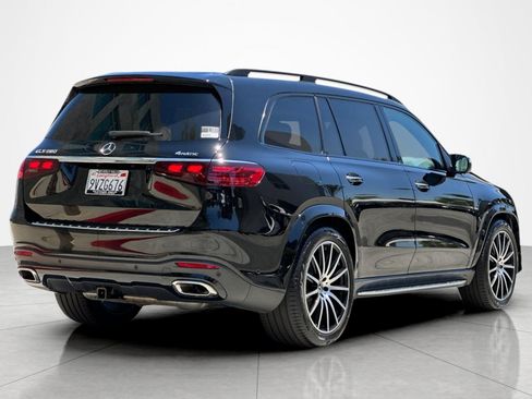 Used 2026 Mercedes-Benz GLS 580 4MATIC image 5