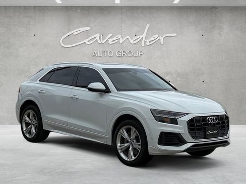 Used 2019 Audi Q8 Prestige image 2