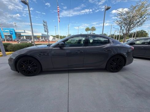 Used 2023 Maserati Ghibli Modena Q4 AWD/4WD image 16