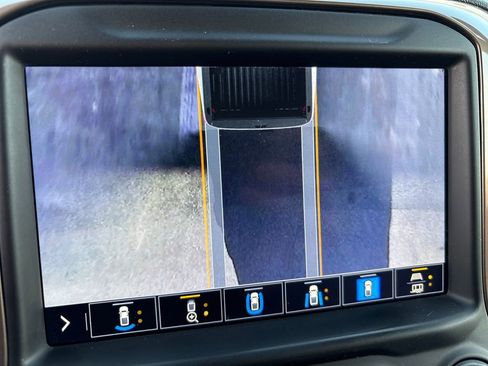 Used 2022 Chevrolet Silverado 2500 High Country w/ Z71 Off-Road Package image 41