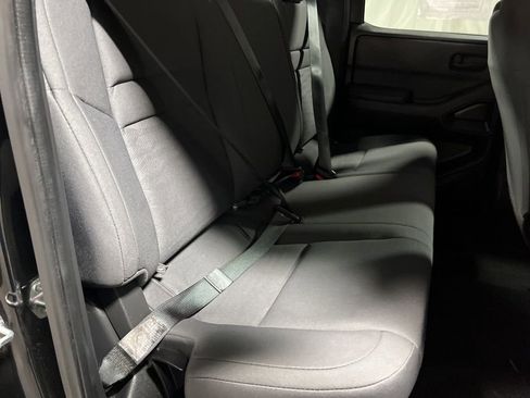 Used 2023 Nissan Frontier S w/ Technology Package image 11