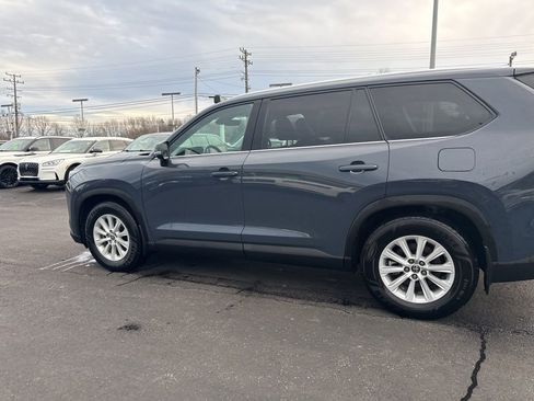 Used 2024 Toyota Grand Highlander XLE image 48