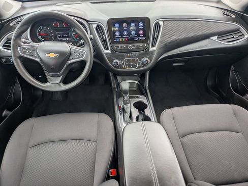 Used 2024 Chevrolet Malibu LT image 19