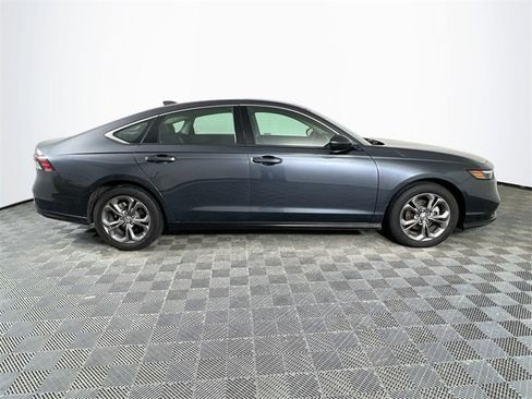 Used 2023 Honda Accord EX image 7