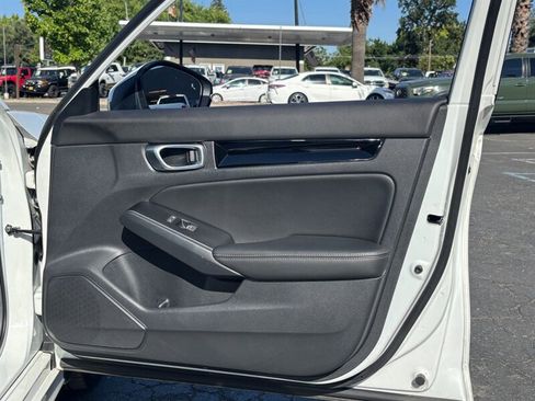 Used 2024 Honda Civic Touring image 14