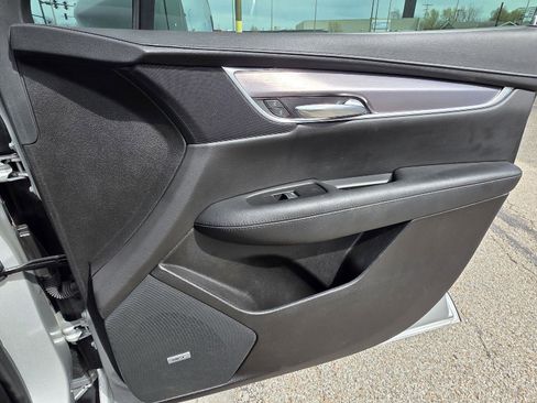 Used 2019 Cadillac XT5 Luxury image 31