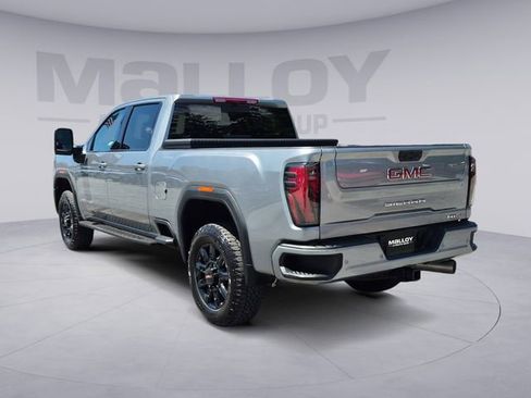 Used 2025 GMC Sierra 2500 AT4 w/ AT4 Premium Plus Package AWD/4WD image 3