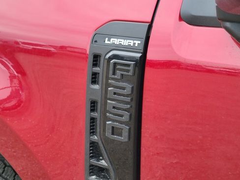 New 2025 Ford F250 Lariat w/ Lariat Ultimate Package image 14