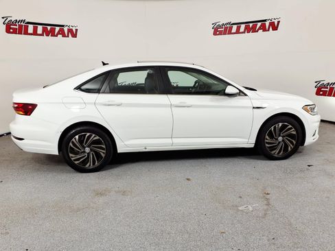Used 2019 Volkswagen Jetta SEL Premium FWD image 4