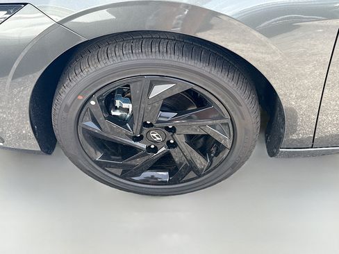 New 2026 Hyundai Elantra SEL Sport Premium FWD image 23