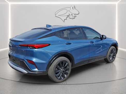 Used 2024 Buick Envista Sport Touring w/ Convenience I Package image 4