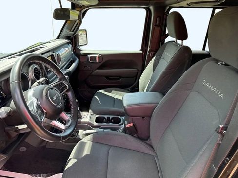 Used 2021 Jeep Wrangler Unlimited Sahara AWD/4WD image 14