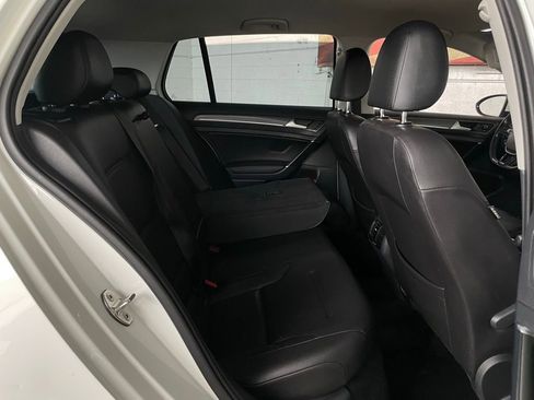 Used 2017 Volkswagen e-Golf SEL Premium image 20