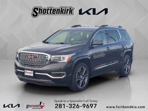 Used 2019 GMC Acadia Denali w/ Technology Package image 1