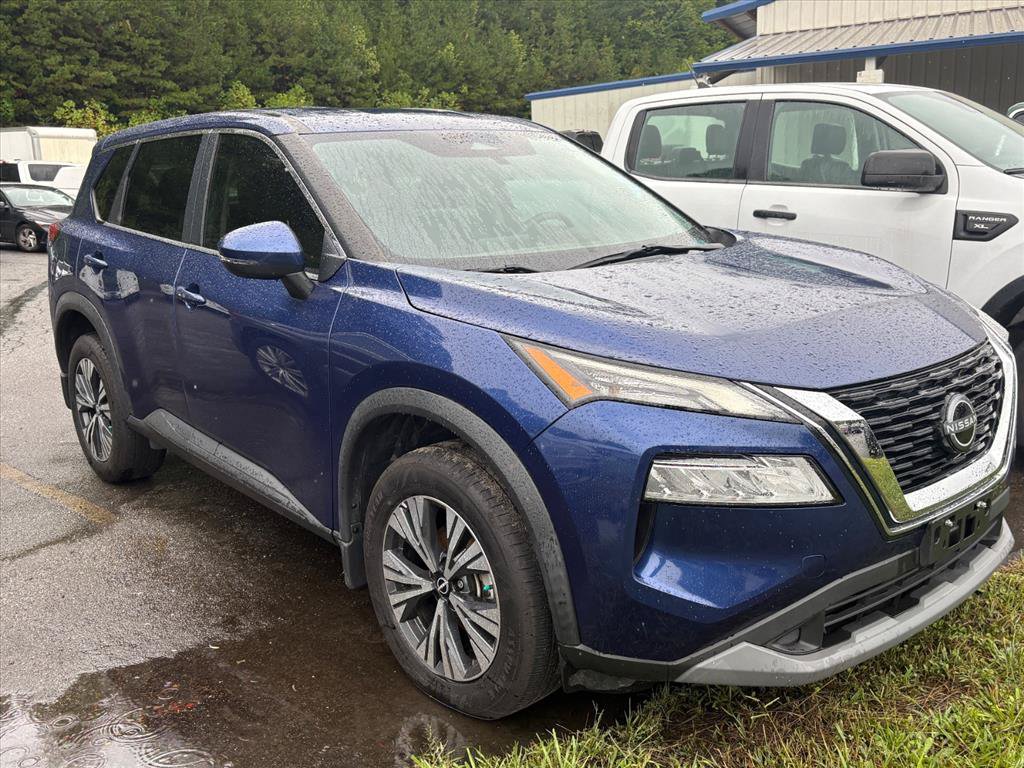 Used 2022 Nissan Rogue SV FWD image 3