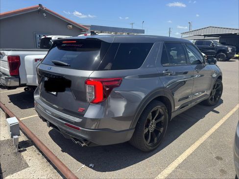 Used 2022 Ford Explorer ST w/ Equipment Group 401A RWD image 4