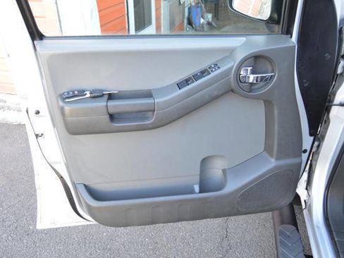 Used 2008 Nissan Xterra S w/ Supplemental Air Bag Pkg image 28