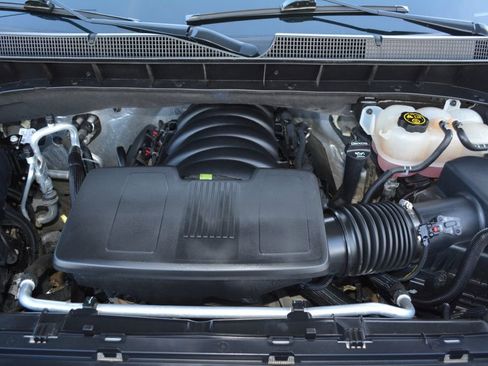 Used 2022 Chevrolet Silverado 1500 LT AWD/4WD image 14