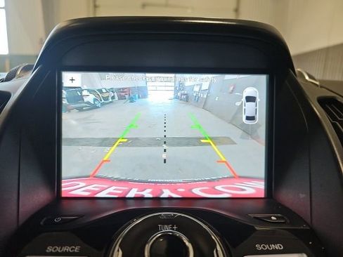 Used 2017 Ford Escape Titanium AWD/4WD image 17