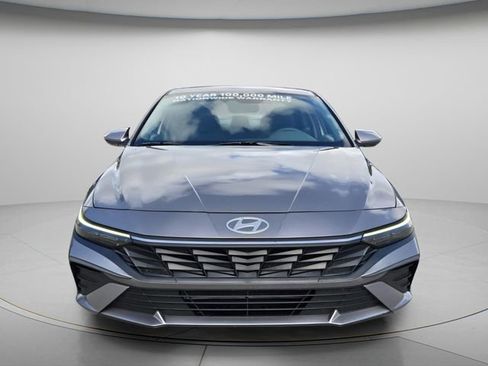 Certified 2024 Hyundai Elantra SEL image 4