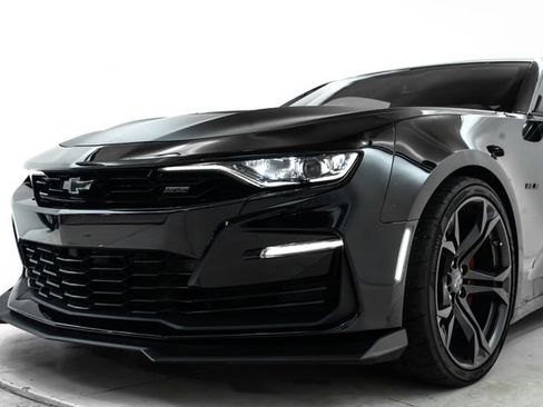 Used 2020 Chevrolet Camaro SS image 12
