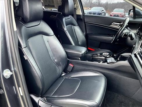 Used 2023 Kia Sportage EX image 22