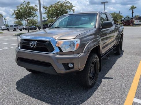 Used 2012 Toyota Tacoma PreRunner w/ SR5 Pkg RWD image 8