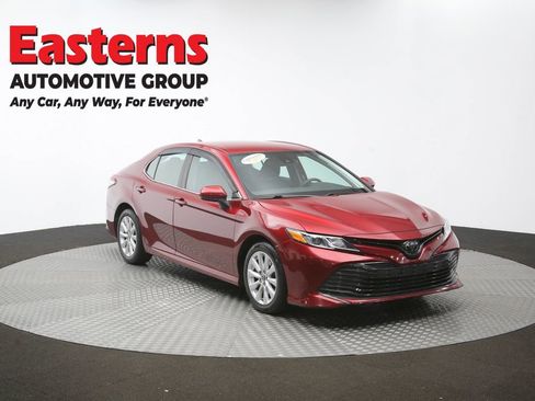 Used 2019 Toyota Camry LE FWD image 47