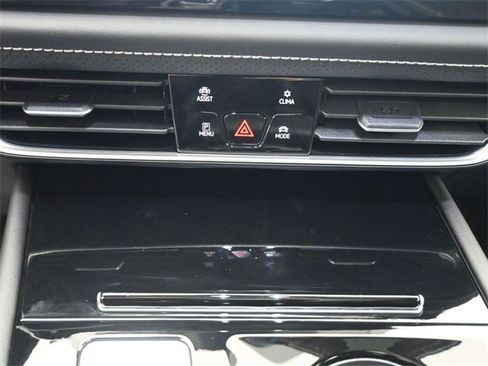 New 2026 Volkswagen Atlas SE image 3