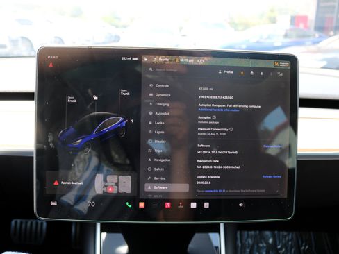 Used 2019 Tesla Model 3 Performance image 40