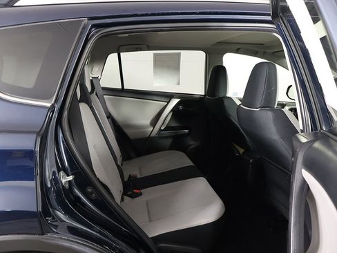 Used 2017 Toyota RAV4 XLE FWD image 30