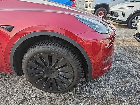 Used 2024 Tesla Model Y Long Range image 11
