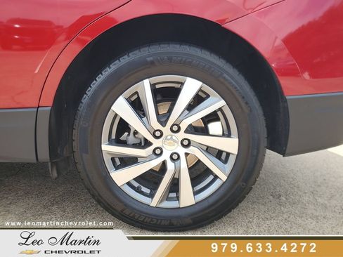 Used 2023 Chevrolet Equinox LT FWD image 9