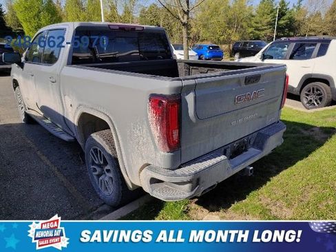 Used 2025 GMC Sierra 1500 AT4 w/ AT4 Premium Package AWD/4WD image 2