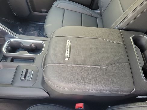 New 2026 GMC Sierra 2500 Denali w/ Denali Reserve Package image 21