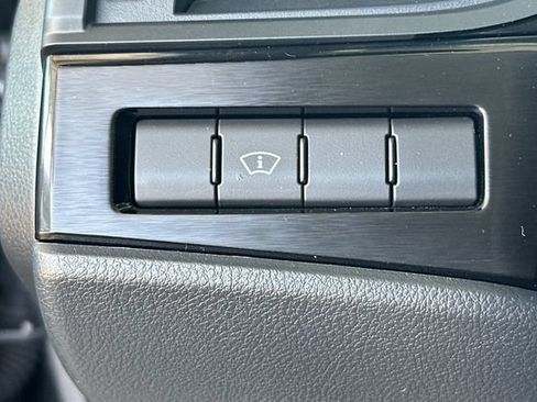 Used 2025 Lexus ES 300h w/ Premium Package FWD image 31