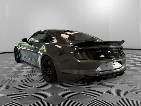 Used 2018 Ford Mustang GT Premium w/ Black Accent Package RWD image 6