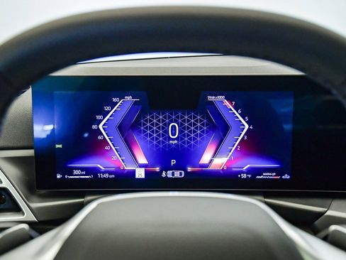 Used 2025 BMW 230i Coupe w/ Convenience Package image 25