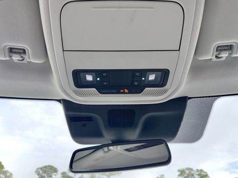 New 2026 Ford Expedition Active image 40