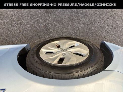 Used 2013 Hyundai Sonata Base image 12