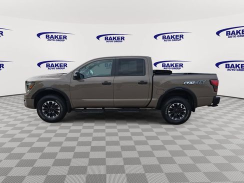 Used 2020 Nissan Titan PRO-4X w/ Pro-4x Utility Package AWD/4WD image 8