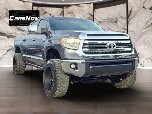Used 2016 Toyota Tundra SR5 w/ SR5 Upgrade Package RWD image 1