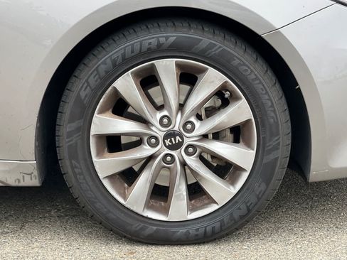 Used 2016 Kia Optima EX FWD image 18