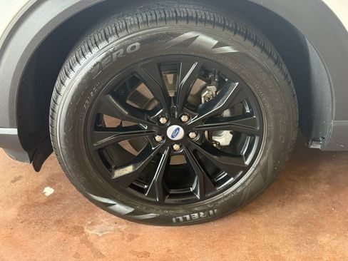 Used 2023 Ford Explorer XLT w/ Equipment Group 202A image 20