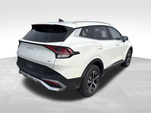 Certified 2024 Kia Sportage EX image 7