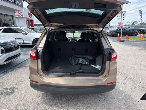 Used 2019 Chevrolet Equinox LS image 11