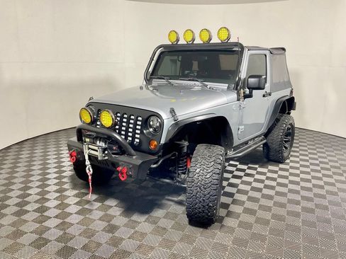Used 2013 Jeep Wrangler Sport w/ Connectivity Group AWD/4WD image 7