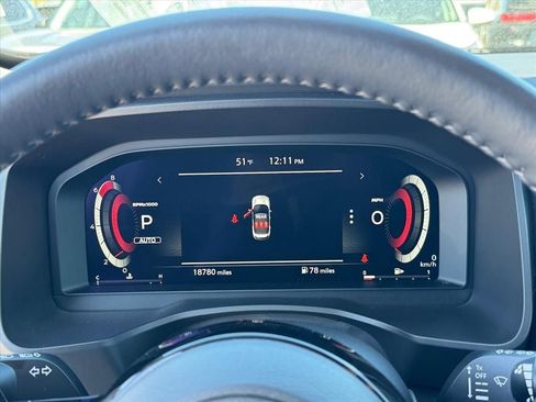 Used 2024 Nissan Rogue SL image 19