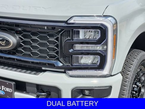 New 2026 Ford F250 Lariat w/ Black Appearance Package AWD/4WD image 8