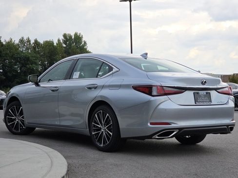 Used 2025 Lexus ES 350 w/ Premium Package FWD image 26